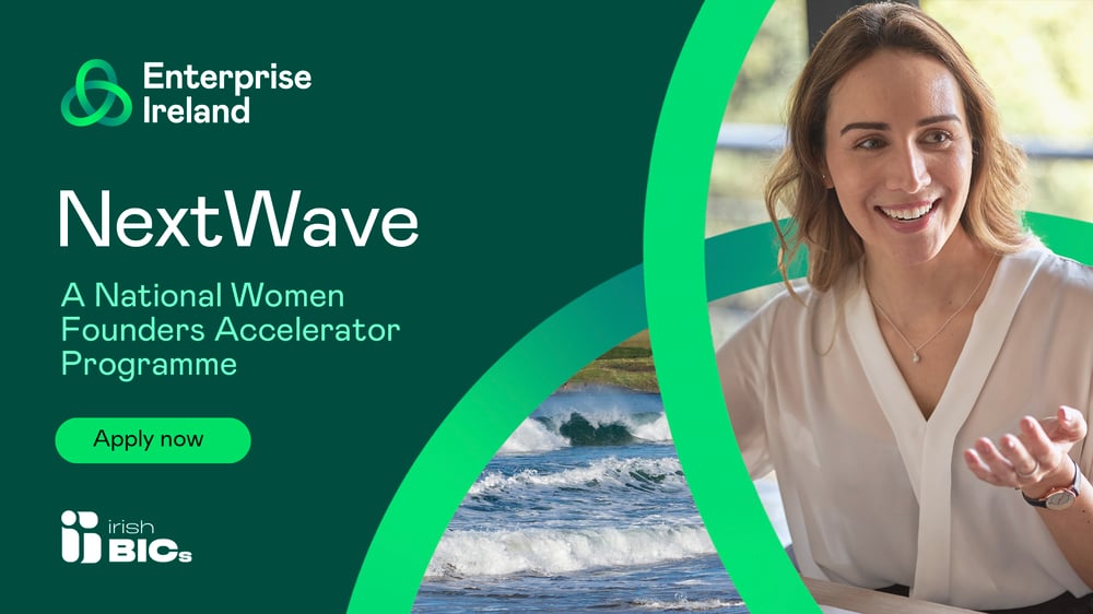 14377 EI - Womens Accelertor Social Card V4 (1)